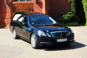 Karawan Zakładu Pogrzebowego ATENA